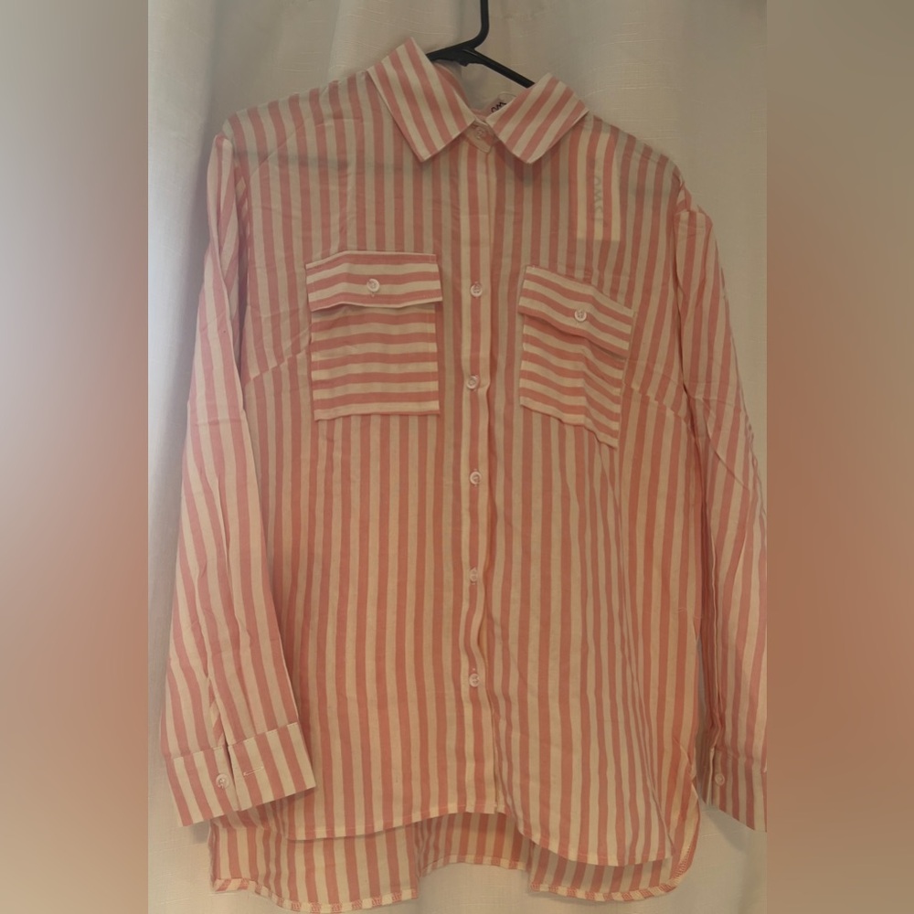 NWT OMSJ women's striped pink/white button-down long sleeved Size M